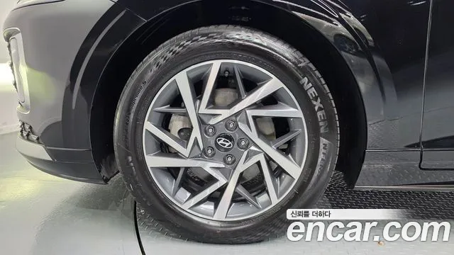 Hyundai Grandeur Grandeur (GN7) 2.5 Бензин 2WD — Фото автомобиля 5