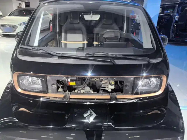 Baojun KiWi EV — Фото автомобиля 19