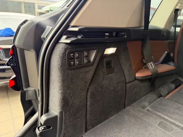 BMW X7 — Фото автомобиля 23