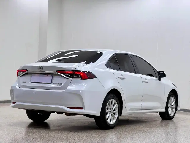Toyota Corolla — Фото автомобиля 6