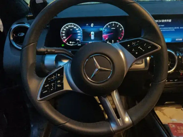 Mercedes-Benz GLB-Class — Фото автомобиля 15