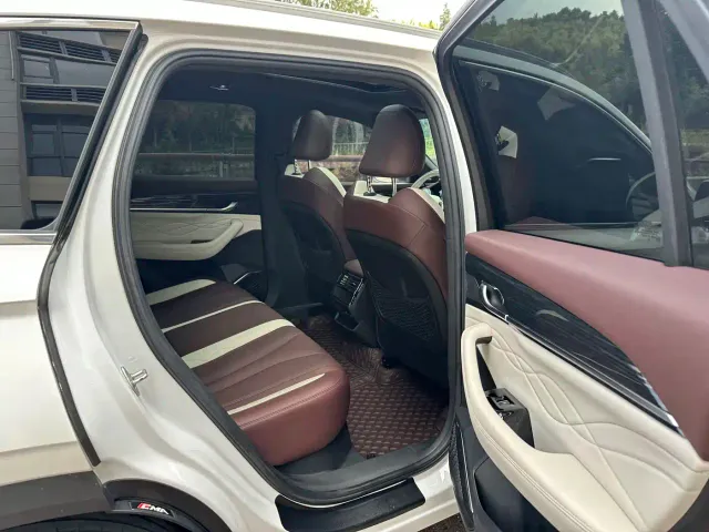 Geely Xingyue L — Фото автомобиля 13