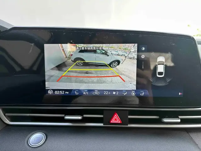 Hyundai Elantra — Фото автомобиля 24