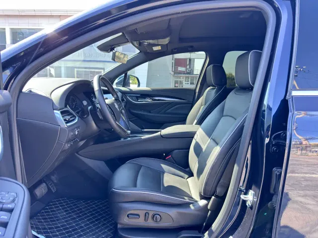 Buick Enclave — Фото автомобиля 7
