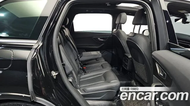 Audi Q7 45 TDI quattro Premium — Фото автомобиля 10