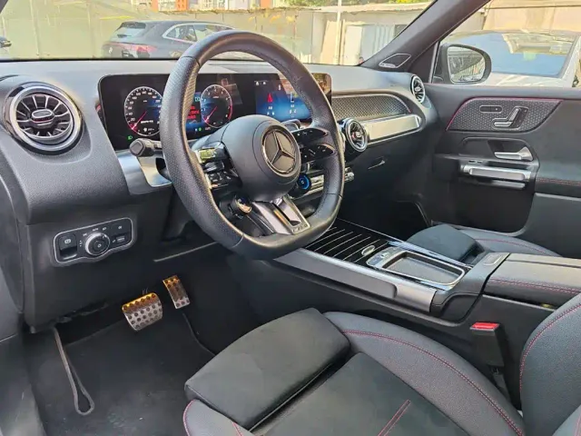 Mercedes-Benz GLB AMG — Фото автомобиля 13