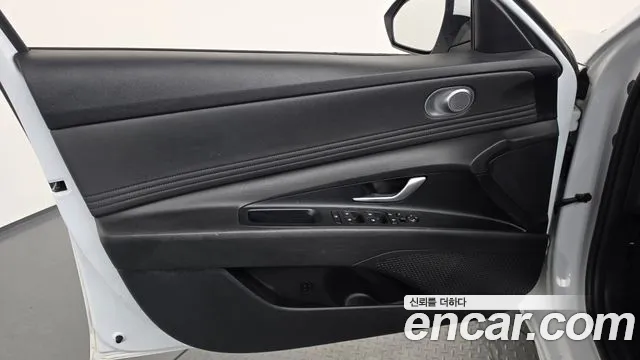 Hyundai AVANTE Avante (CN7) 1.6 LPi (Для проката) — Фото автомобиля 20