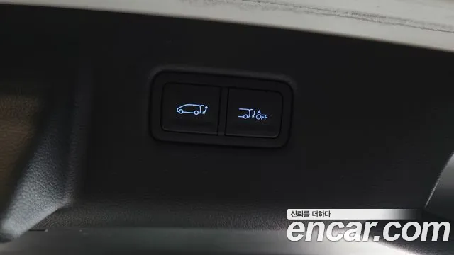 Hyundai Staria Staria 4WD Lounge 9 мест — Фото автомобиля 15