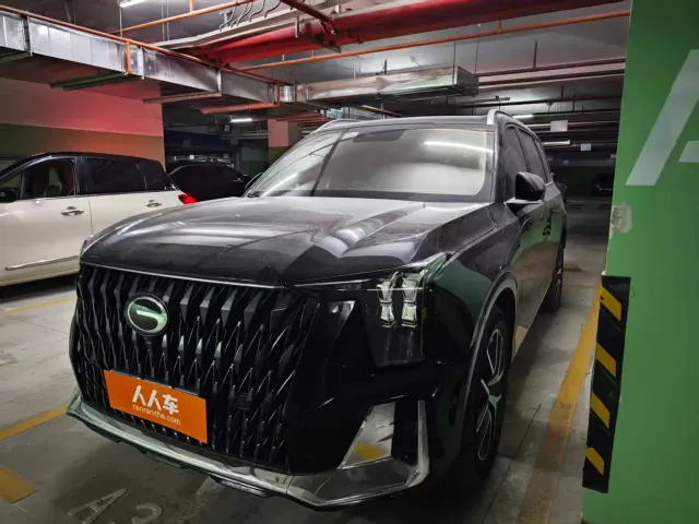 Фотография автомобиля — GAC Trumpchi GS8