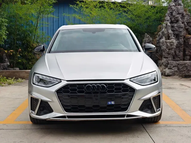 Audi A4L — Фото автомобиля 2