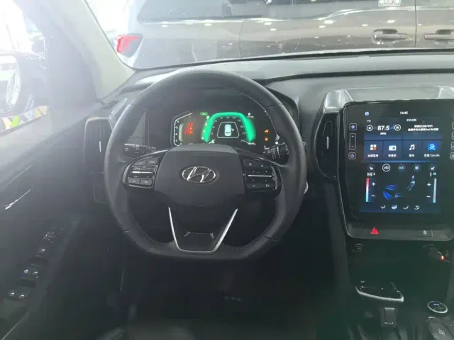 Hyundai ix35 — Фото автомобиля 12