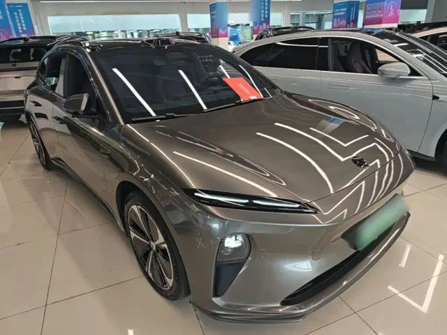 Nio ET5 Touring — Фото автомобиля 3