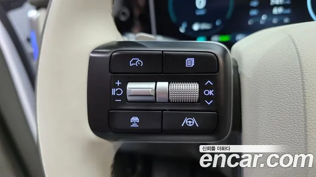 Hyundai Santa Fe MX5 — Фото автомобиля 16