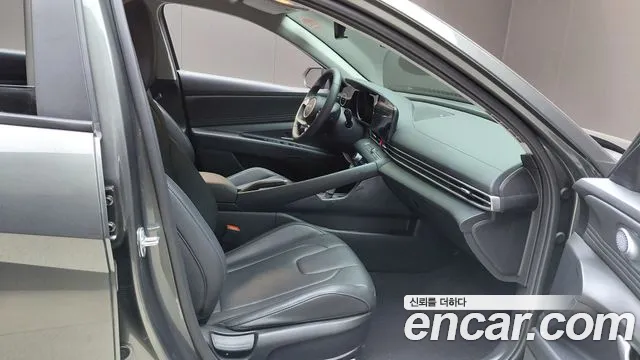 Hyundai Avante CN7 — Фото автомобиля 26
