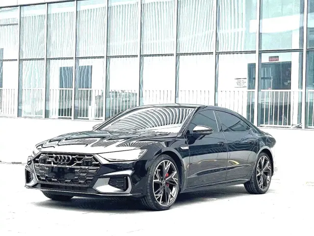 Фотография автомобиля — Audi A7L