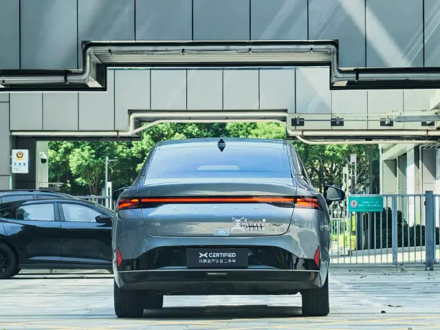Xpeng P5 — Фото автомобиля 8