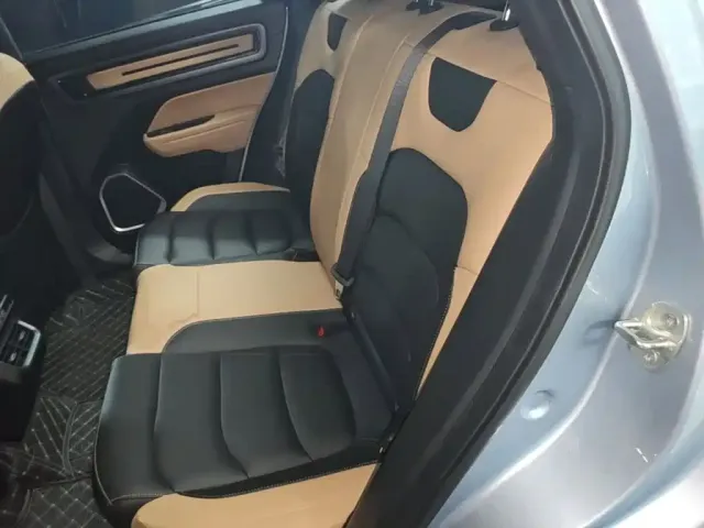 Geely ICON — Фото автомобиля 16