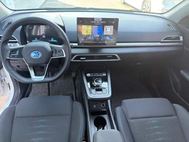 BYD e2 — Фото автомобиля 6