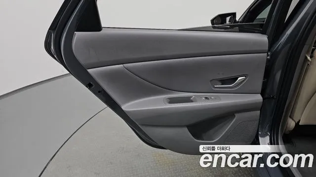 Hyundai Avante CN7 — Фото автомобиля 14