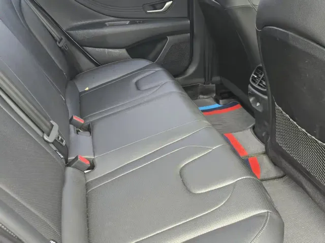 Hyundai Elantra — Фото автомобиля 8