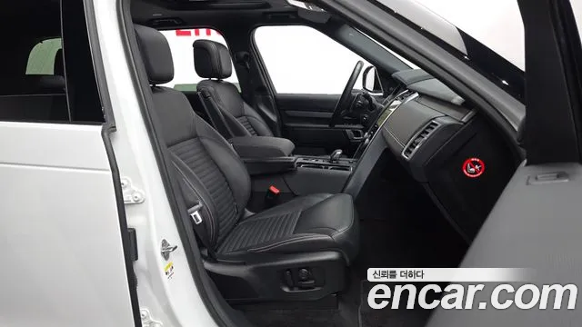 Land Rover Discovery — Фото автомобиля 11