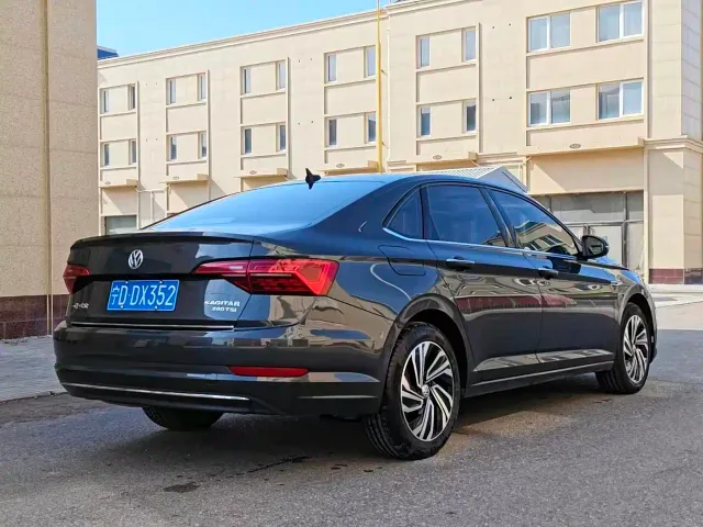 Volkswagen Sagitar — Фото автомобиля 7