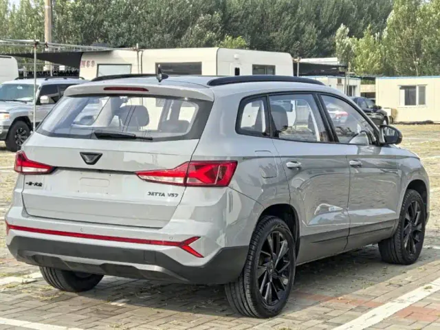 Jetta VS7 — Фото автомобиля 9
