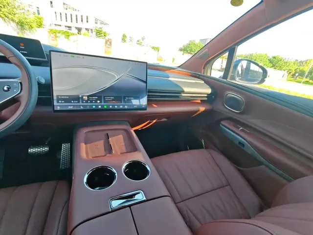 GAC Hyptec HL — Фото автомобиля 21