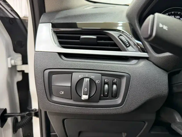 BMW X1 — Фото автомобиля 9