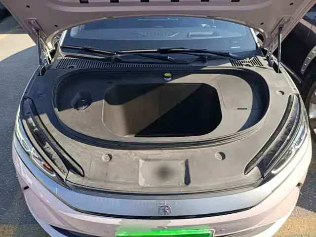 BYD Qin L — Фото автомобиля 19