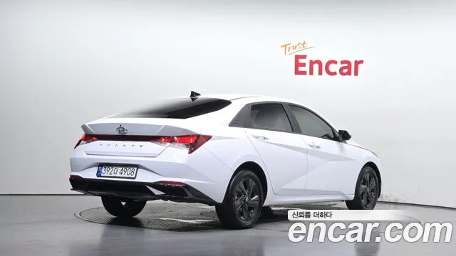Hyundai AVANTE Avante (CN7) — Фото автомобиля 2