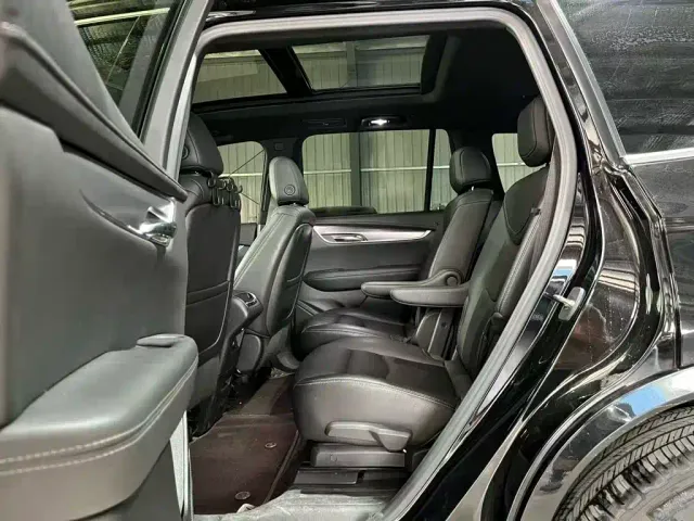 Cadillac XT6 — Фото автомобиля 15