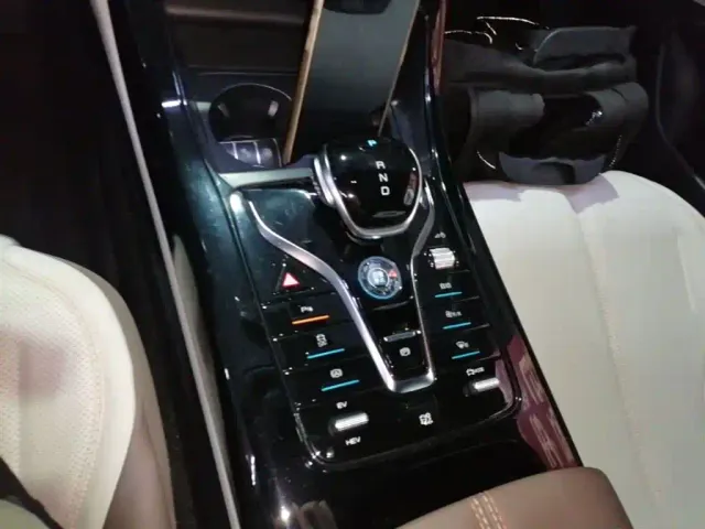 BYD Qin PLUS — Фото автомобиля 13