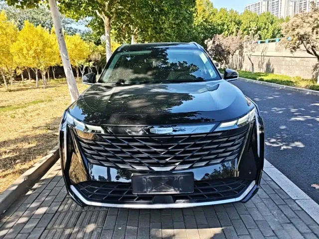 Geely Boyue L — Фото автомобиля 2