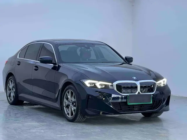 BMW i3 — Фото автомобиля 9