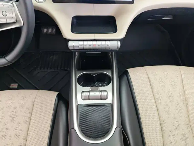 BYD Dolphin — Фото автомобиля 16