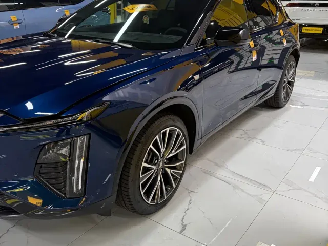 Cadillac GT4 — Фото автомобиля 3