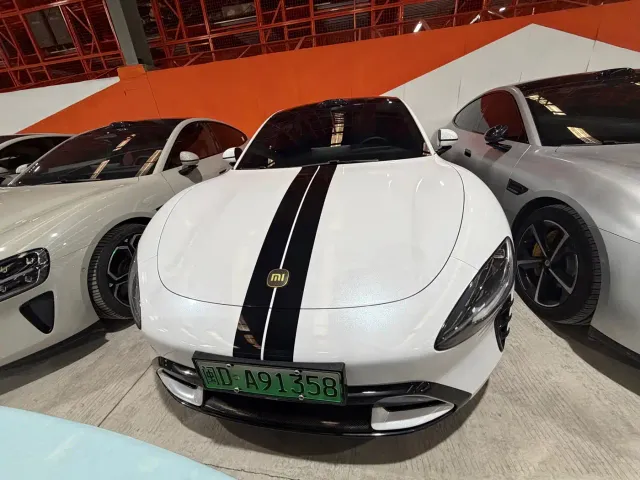 Xiaomi SU7 — Фото автомобиля 2