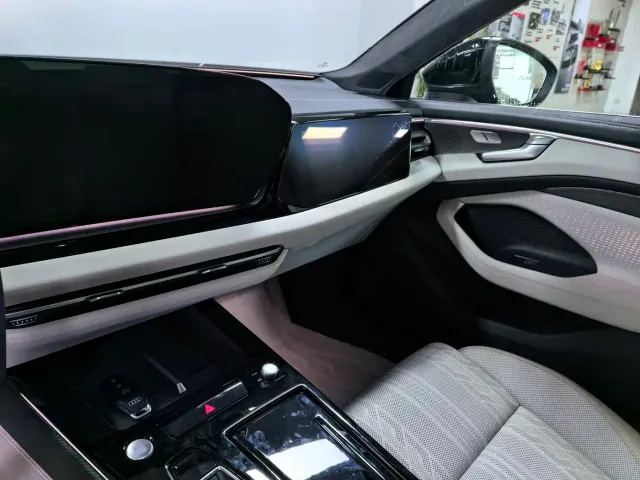 Audi A6L — Фото автомобиля 12