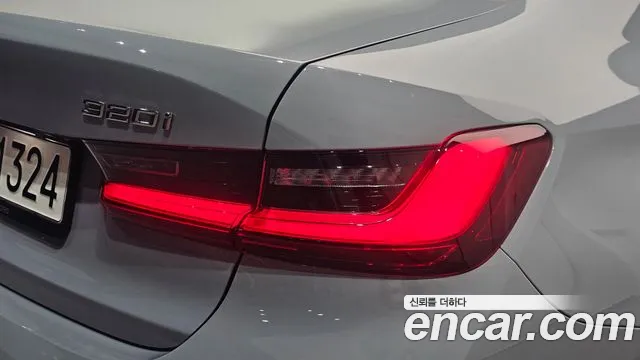 BMW 3 Series G20 — Фото автомобиля 23