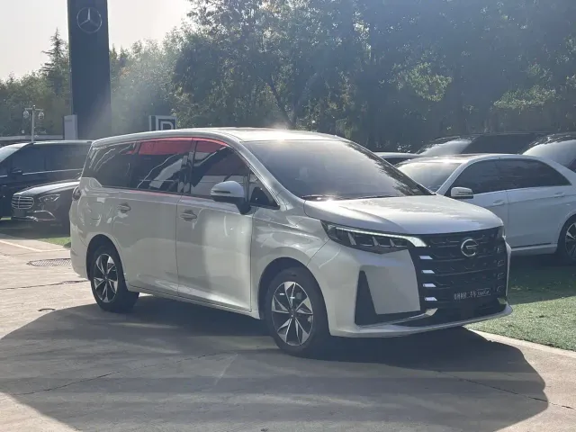 GAC Trumpchi M6 — Фото автомобиля 3