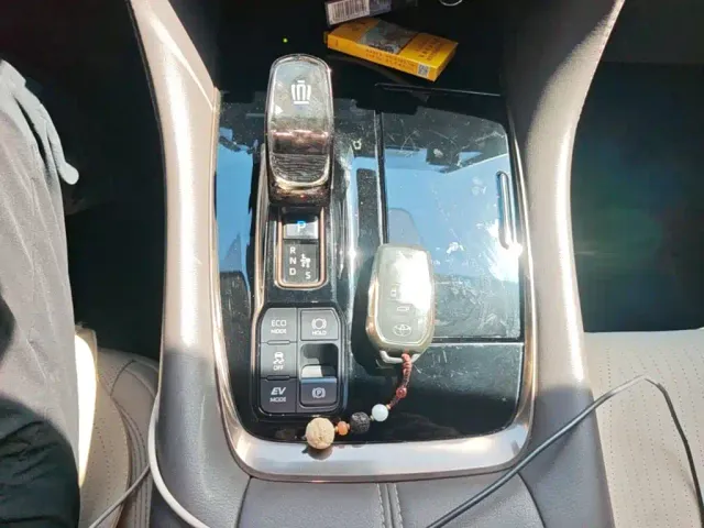 Toyota Vellfire — Фото автомобиля 13