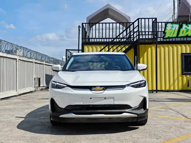 Chevrolet Menlo — Фото автомобиля 2