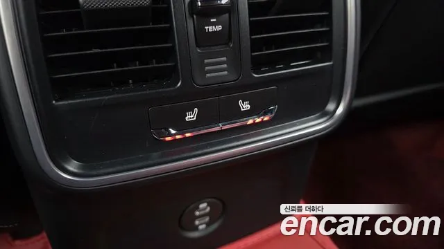 Porsche Macan — Фото автомобиля 18
