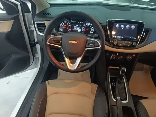 Chevrolet Monza — Фото автомобиля 10