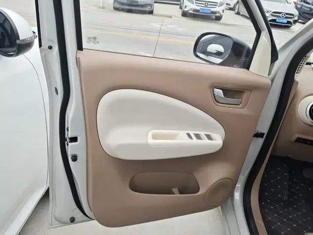 Wuling Hongguang Mini EV — Фото автомобиля 7
