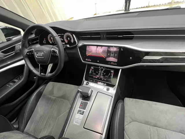 Audi A6L — Фото автомобиля 21