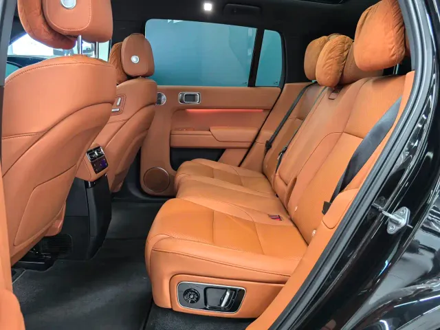 Li Auto L7 — Фото автомобиля 8
