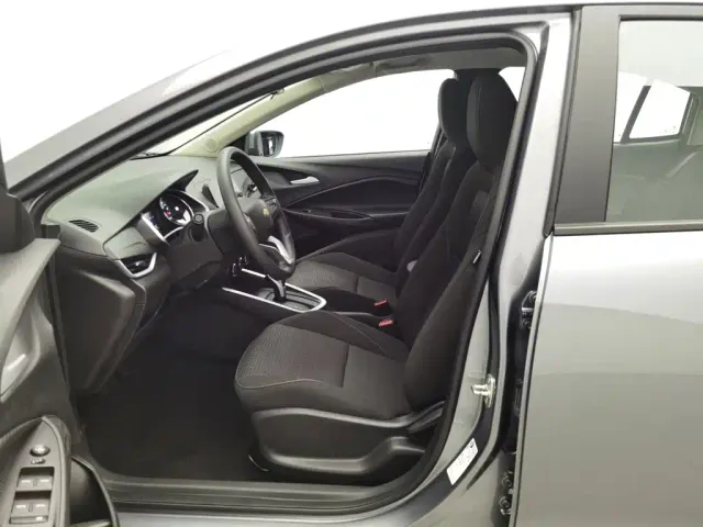 Chevrolet Cavalier — Фото автомобиля 10