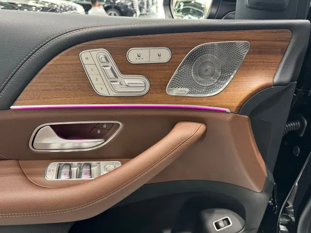 Mercedes-Benz GLE-Class — Фото автомобиля 7